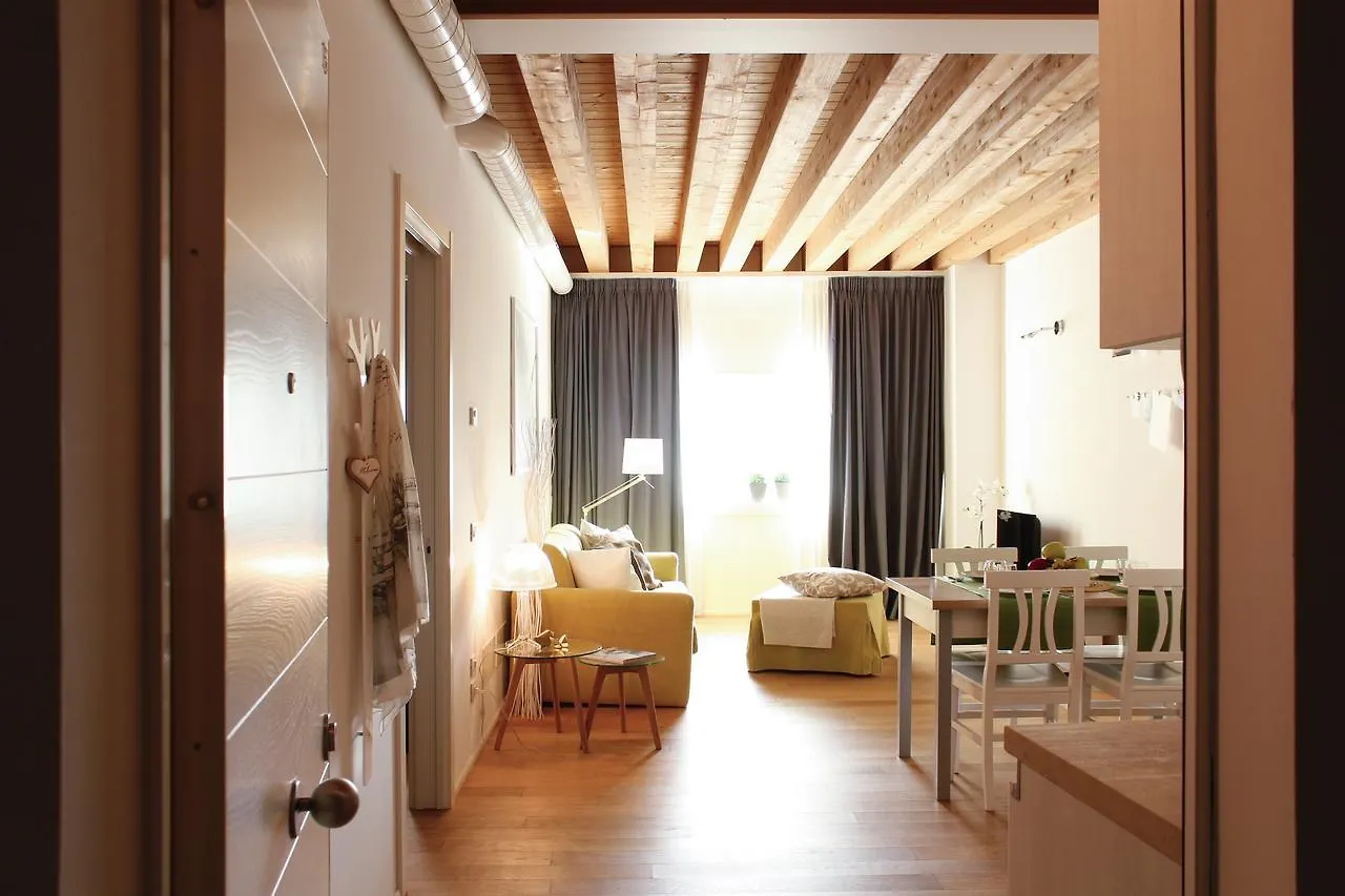 Centrale Mazzoni 15 Venedig Apartment